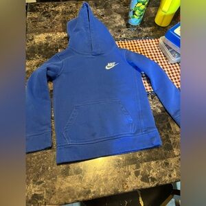 Little BoysNike Sweatshirt 
Smokefree